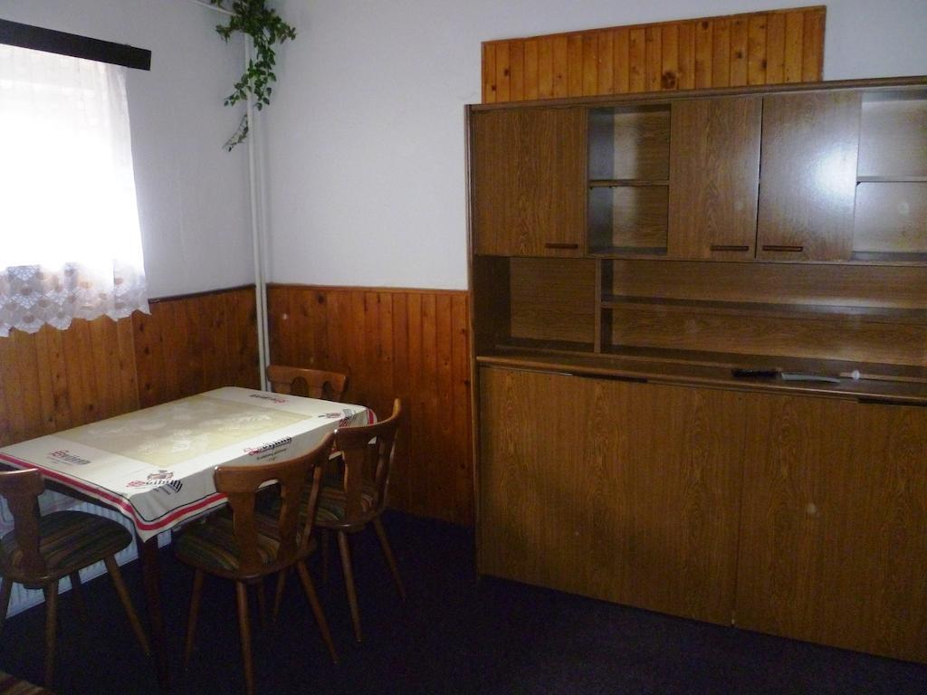Penzion Pod Studenovem Rokytnice nad Jizerou Bagian luar foto